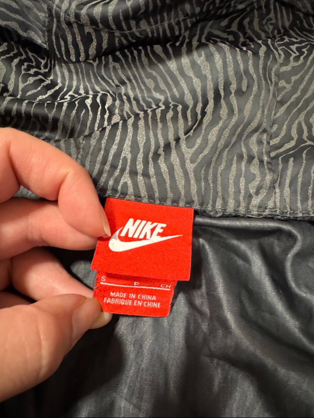 Nike Hooded Lightweight Jacket - 3M - Picture 6 of 6